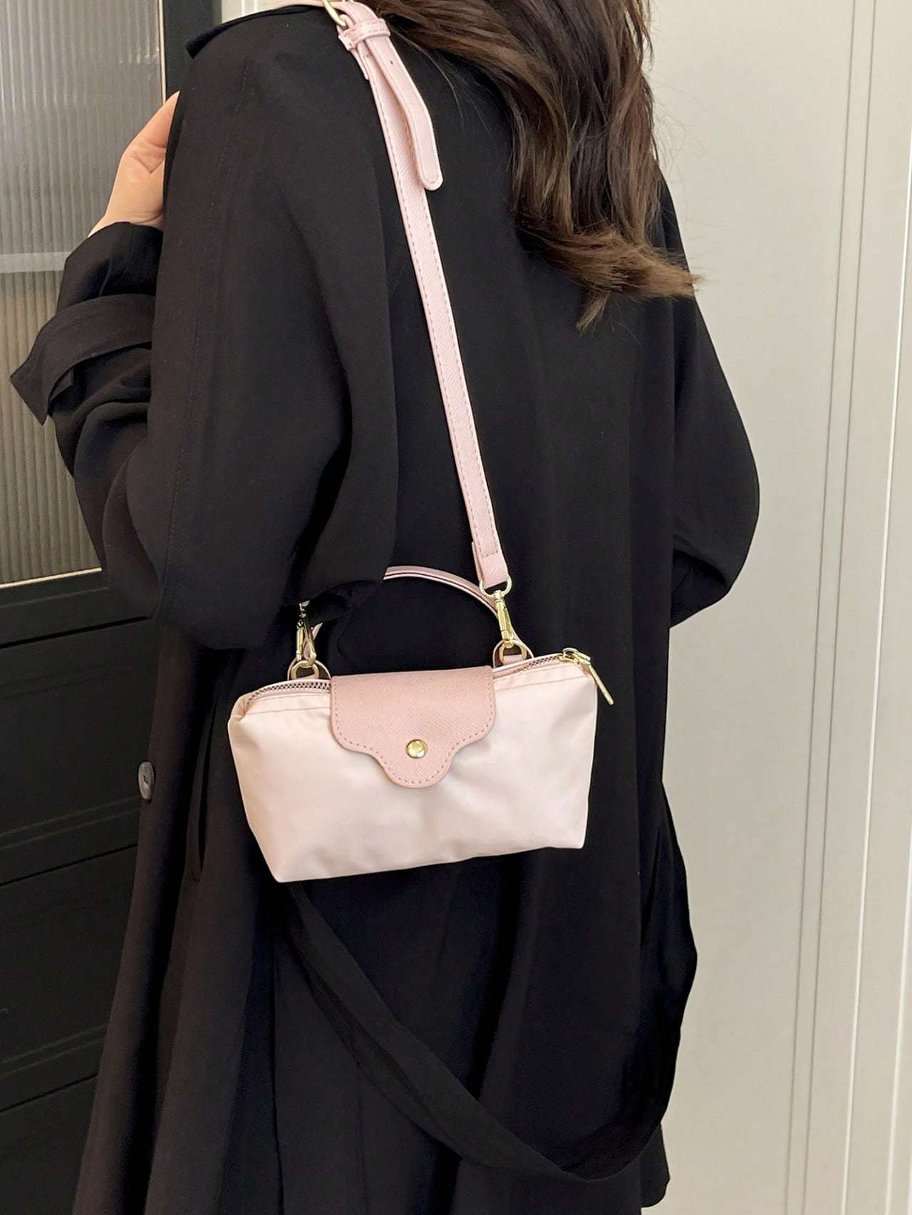 Women’s Solid Color Crossbody Handbag – Fashionable Dumpling Bag