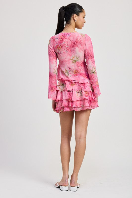 LONG SLEEVE FLARED TOP