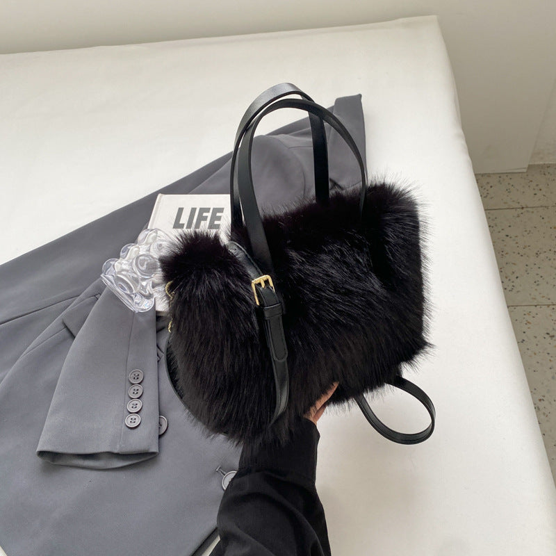 Faux Fox Plush Bag – One-Shoulder Crossbody Purse