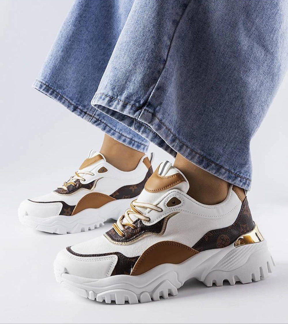 Altorra Irregular Sole White Sneakers