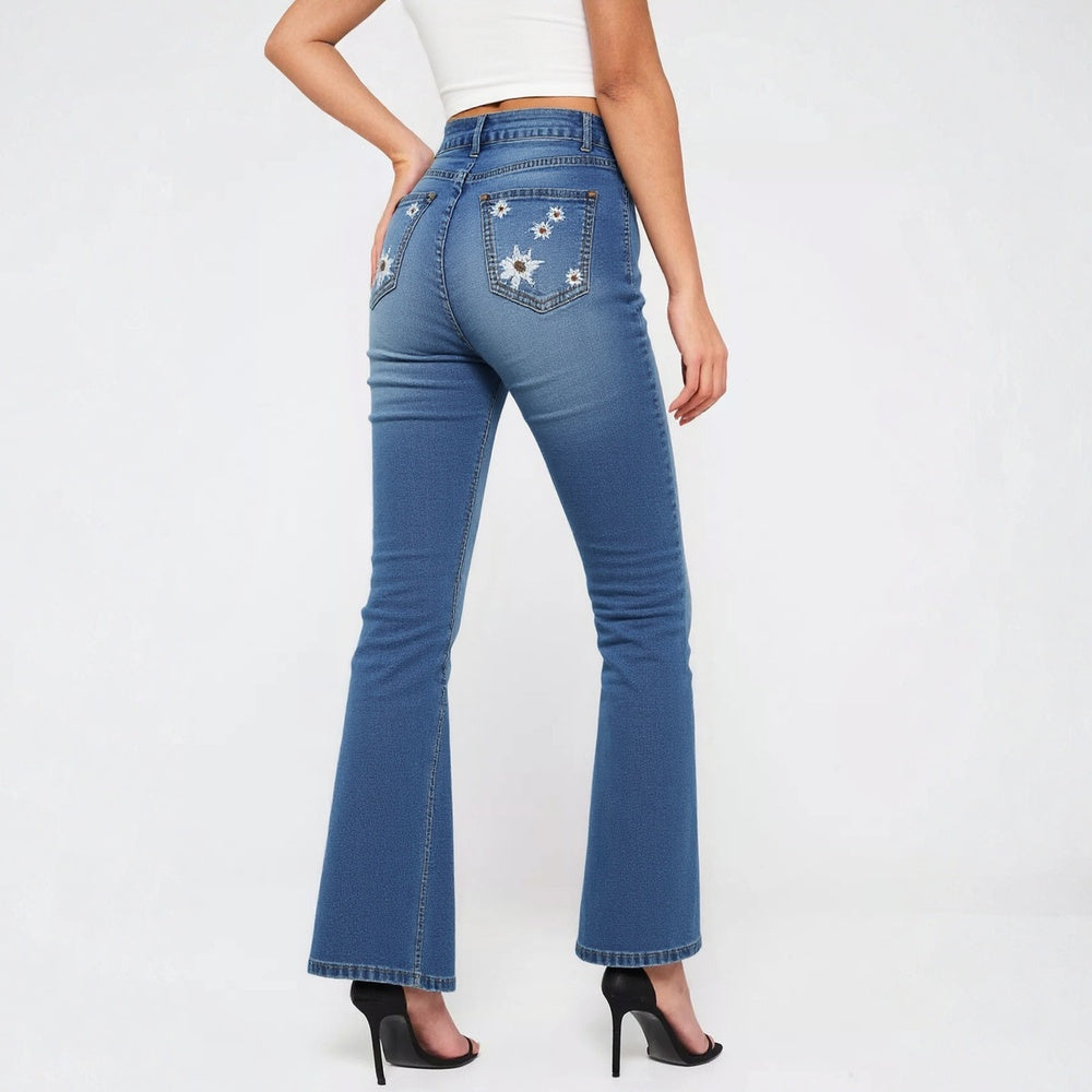 Women's High-Waist Star Patch Jeans