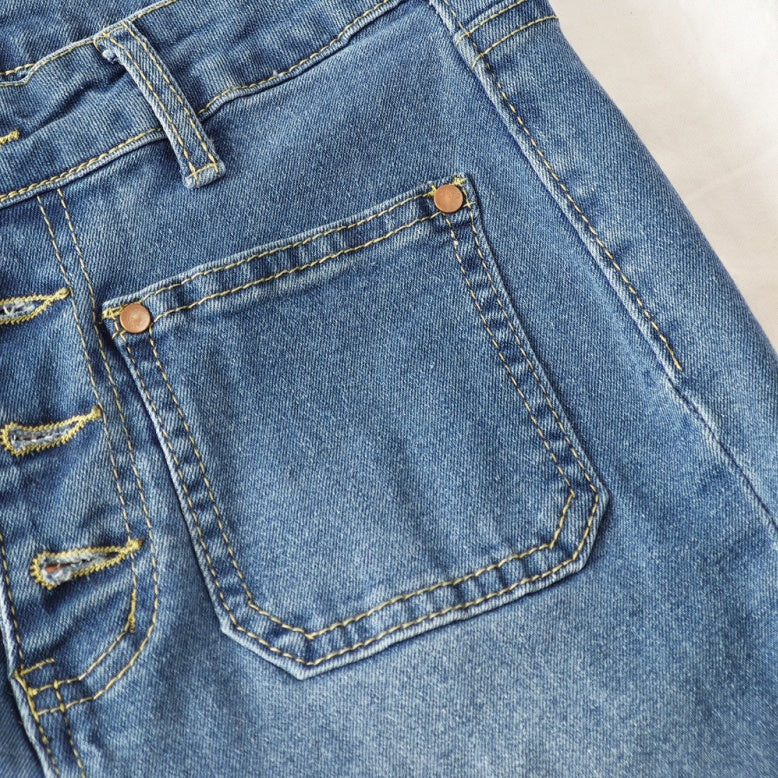 Women's High-Waist Star Patch Jeans