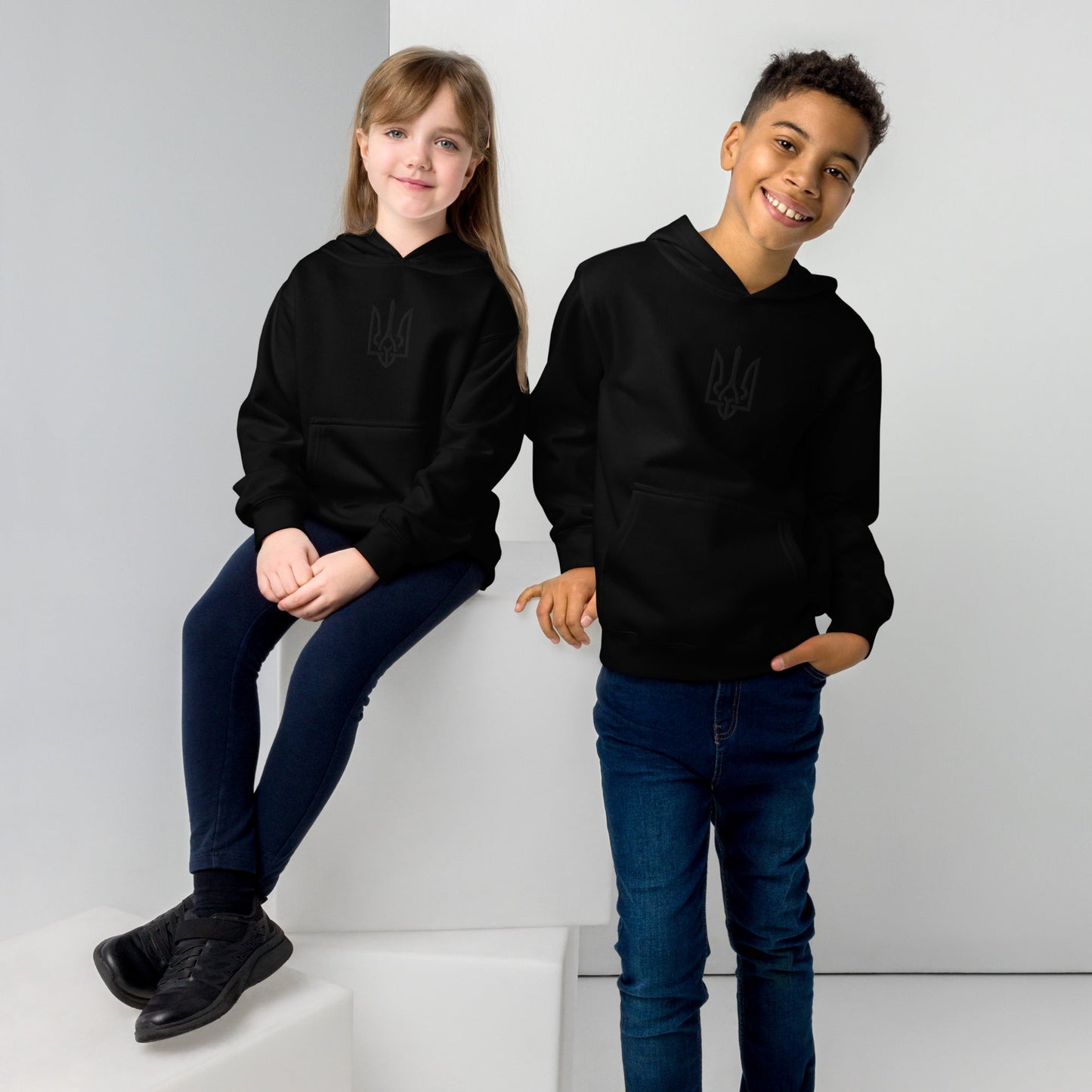 Kids fleece hoodie with Ukrainian Tryzub