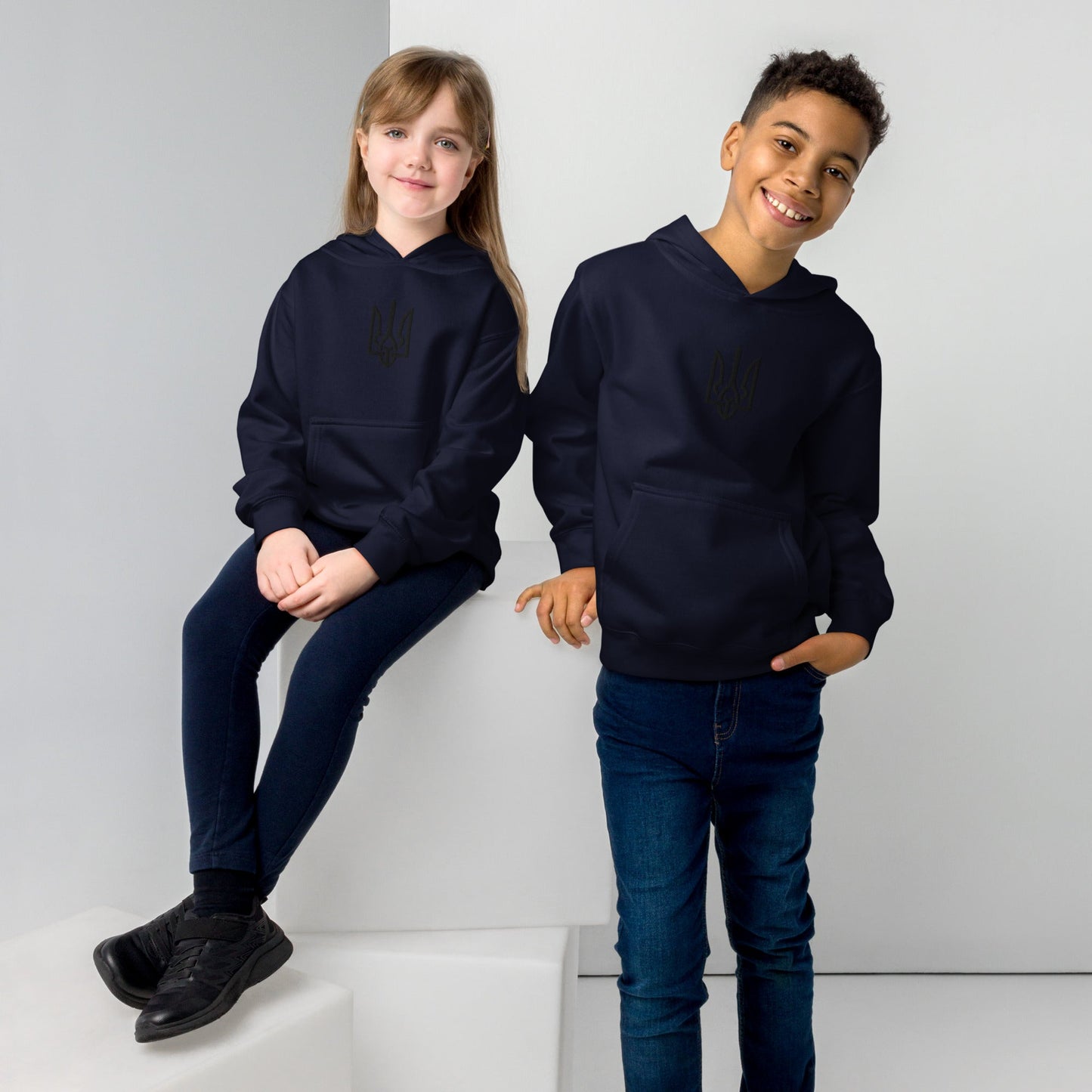 Kids fleece hoodie with Ukrainian Tryzub