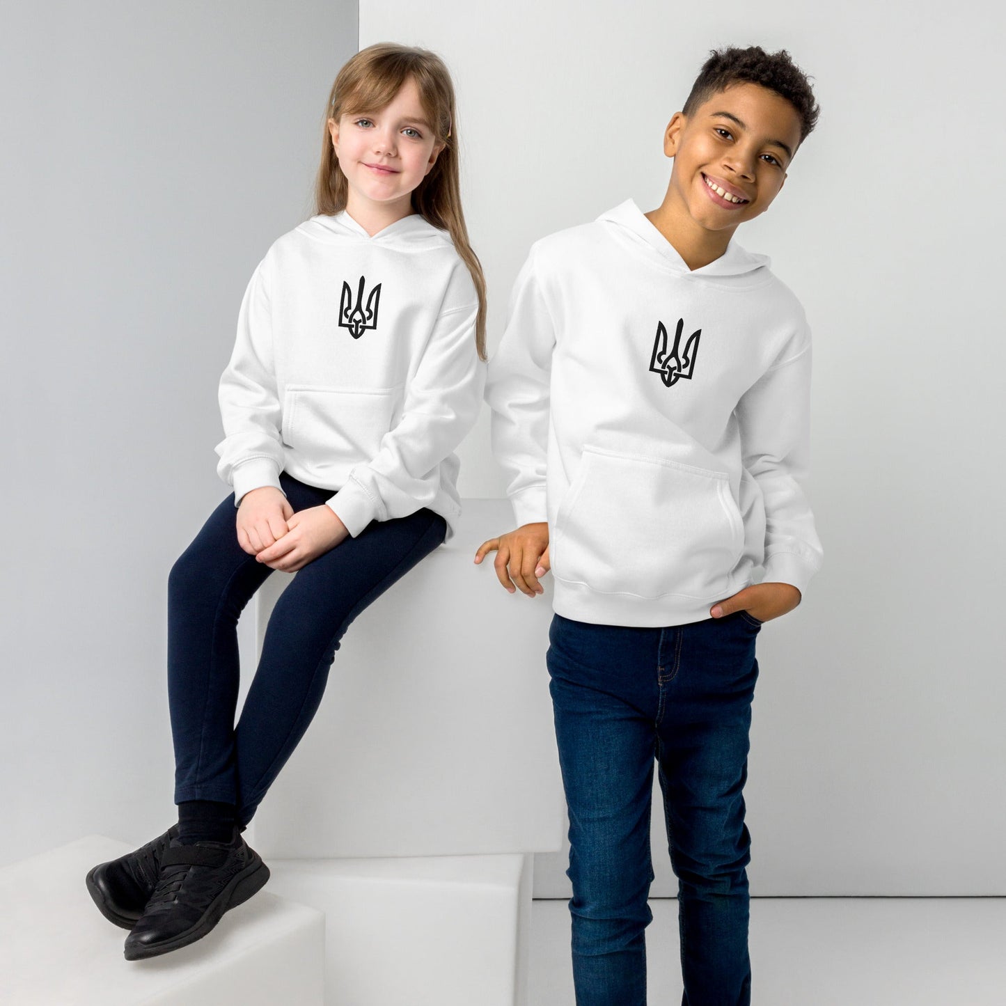 Kids fleece hoodie with Ukrainian Tryzub
