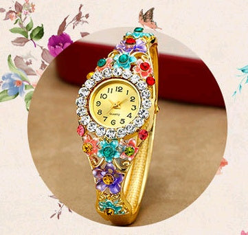 Women’s Fashion Quartz Bracelet Watch with Diamond Design