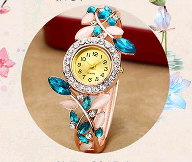 Women’s Fashion Quartz Bracelet Watch with Diamond Design