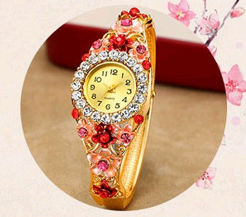 Women’s Fashion Quartz Bracelet Watch with Diamond Design