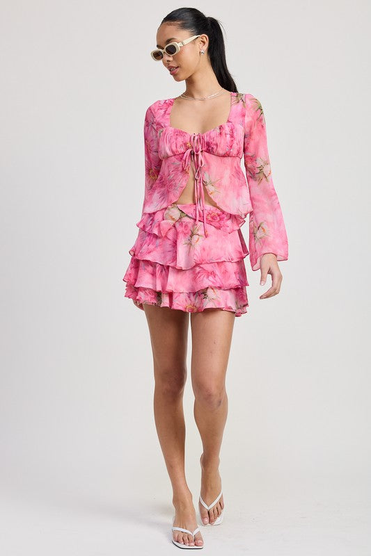 LONG SLEEVE FLARED TOP