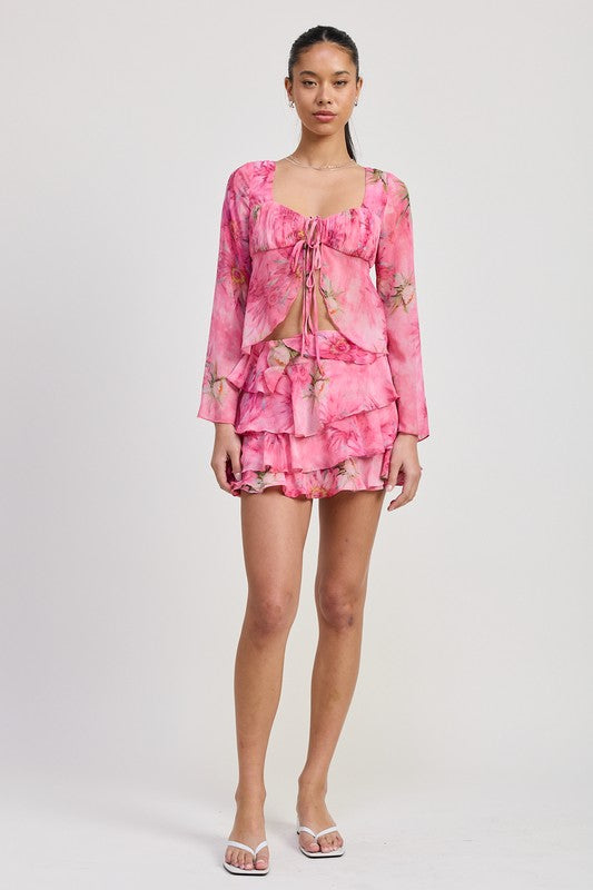 LONG SLEEVE FLARED TOP