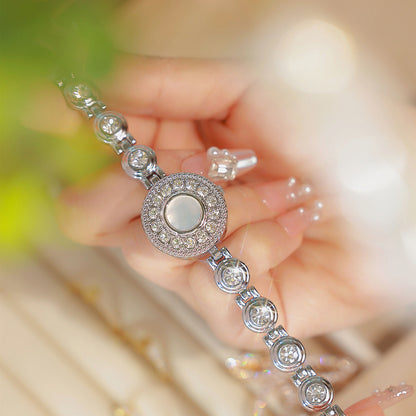 Women’s Retro Silver Flip Bracelet Watch