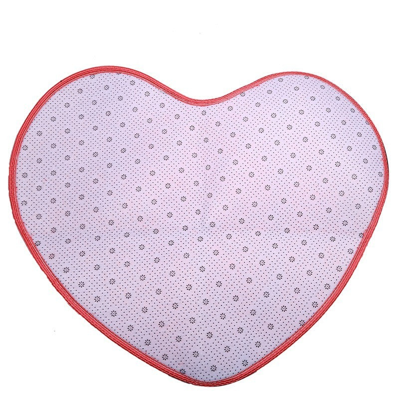 Heart-Shaped Plush Floor Mat – Soft Silk Wool Love Rug for Bedroom or Bathroom