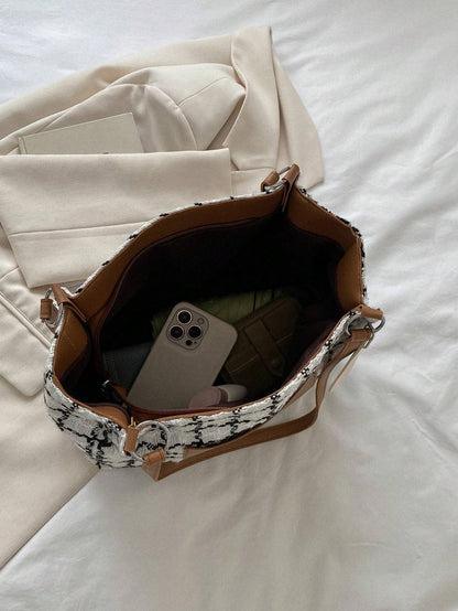 Women’s Plaid Shoulder Bag – Large Capacity Fashion Commuter Tote with Pendant