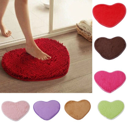 Heart-Shaped Plush Floor Mat – Soft Silk Wool Love Rug for Bedroom or Bathroom