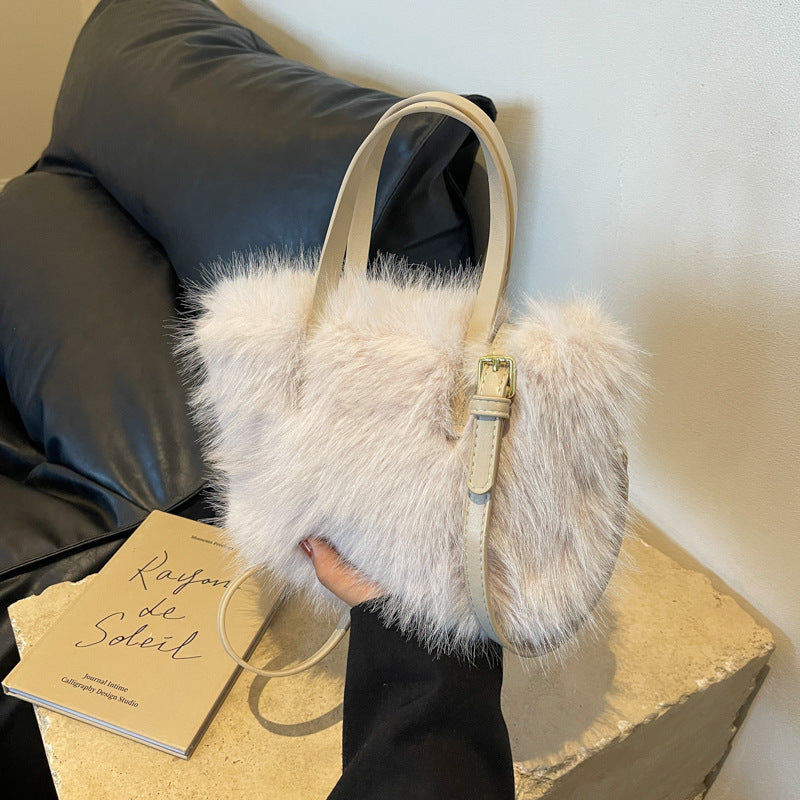 Faux Fox Plush Bag – One-Shoulder Crossbody Purse