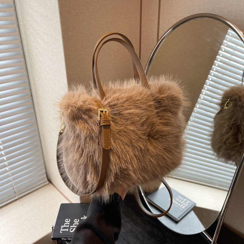 Faux Fox Plush Bag – One-Shoulder Crossbody Purse