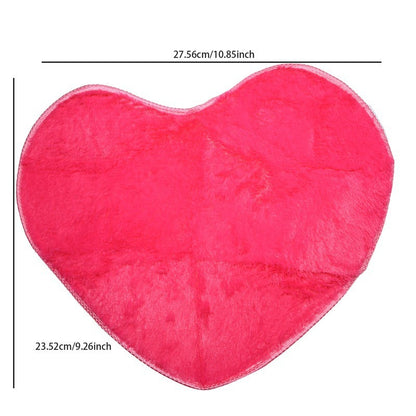 Heart-Shaped Plush Floor Mat – Soft Silk Wool Love Rug for Bedroom or Bathroom
