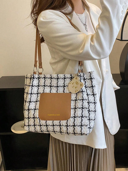 Women’s Plaid Shoulder Bag – Large Capacity Fashion Commuter Tote with Pendant